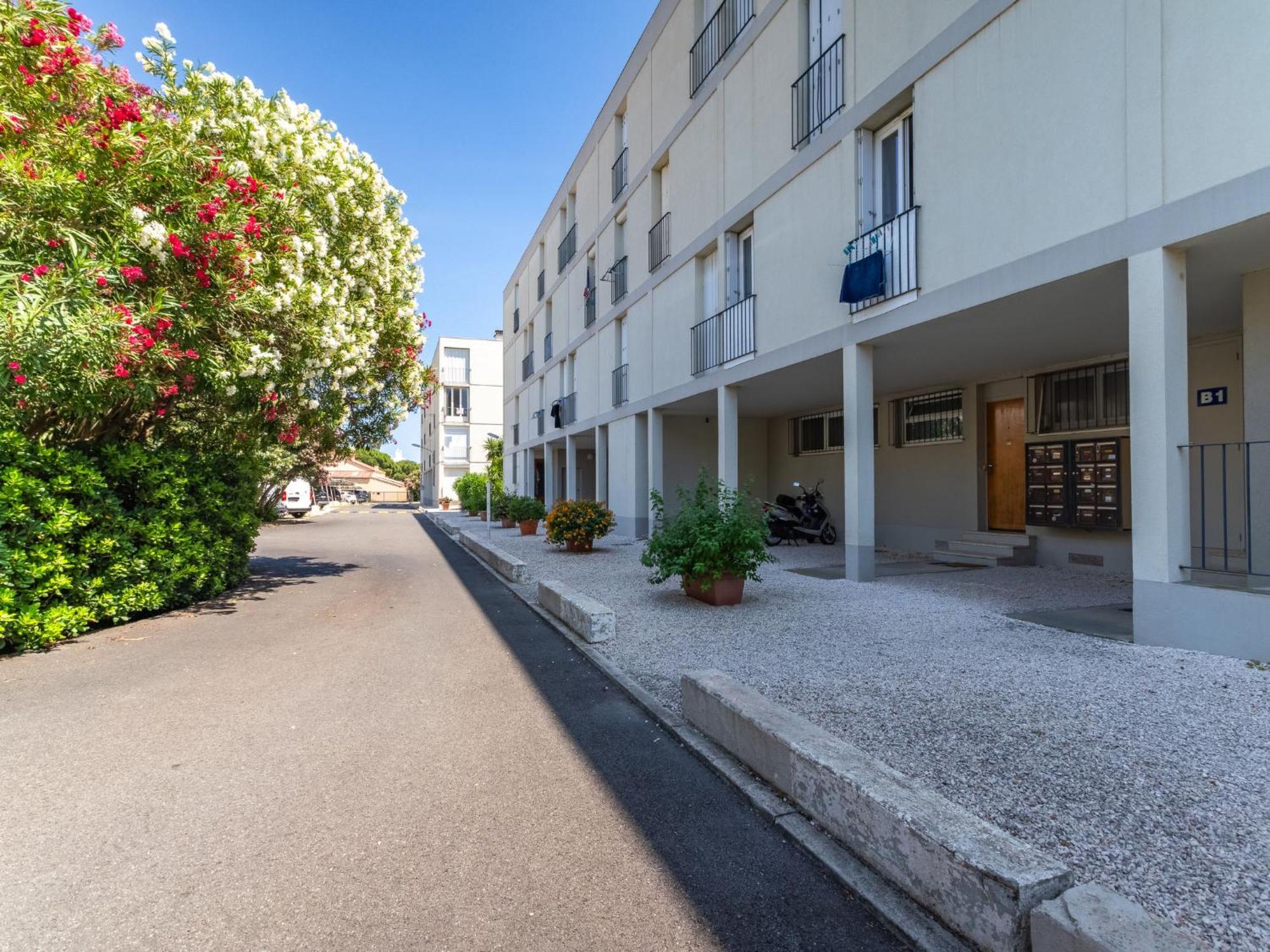 Apartment Les Roses Lauriers By Interhome Le Lavandou Zewnętrze zdjęcie