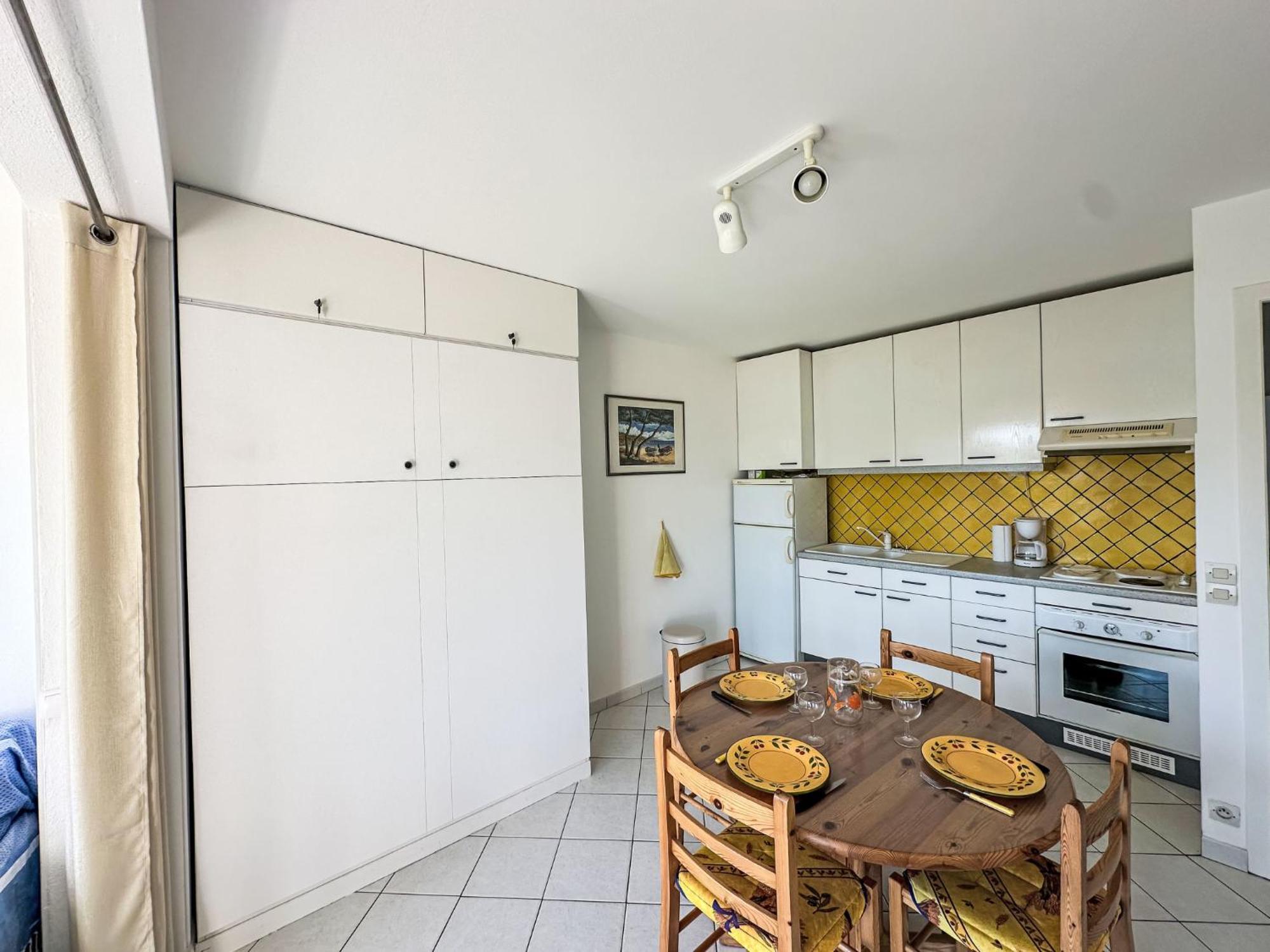 Apartment Les Roses Lauriers By Interhome Le Lavandou Zewnętrze zdjęcie